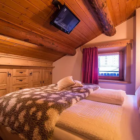 Mansardalpina Apartment Livigno Exterior photo